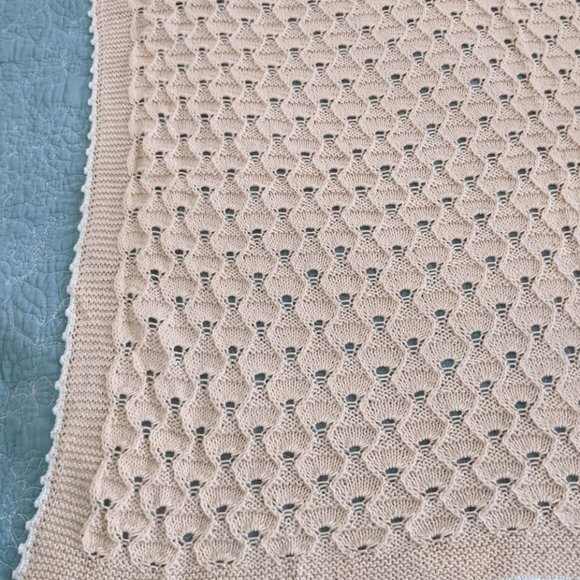 Hand Knitted Peach Bamboo Baby Blanket. - Picture 3 of 4